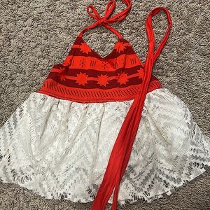 Like new! Moana dress with belt